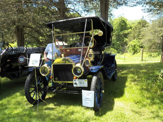 1911 Model T Ford owned by Will Revaz.jpg