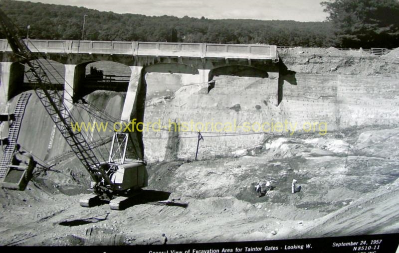 1957_09-24-GENERAL-VIEW-OF-EXCAVATION-AREA-FOR-TAINTOR-GATES_LOOKING-W_bac_DSC03824_2012-PF.jpg